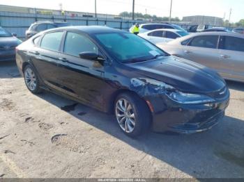  Salvage Chrysler 200