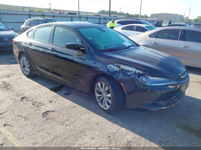  Salvage Chrysler 200