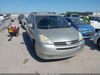  Salvage Toyota Sienna