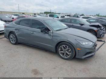  Salvage Hyundai SONATA