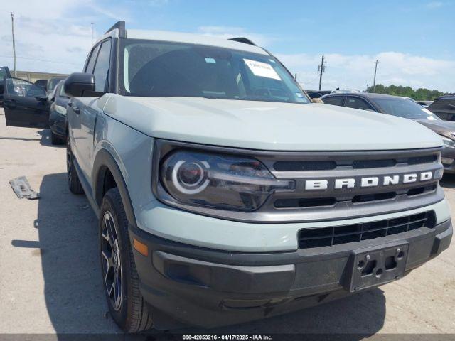  Salvage Ford Bronco
