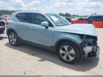  Salvage Volvo XC40