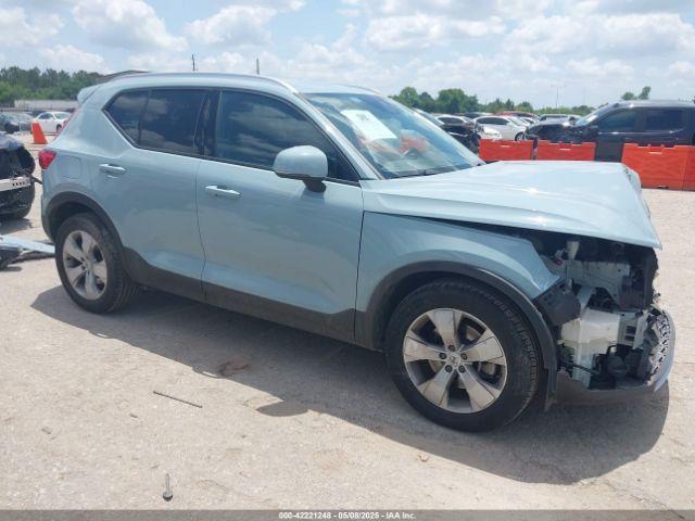  Salvage Volvo XC40