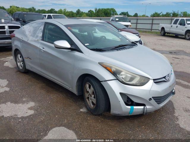  Salvage Hyundai ELANTRA
