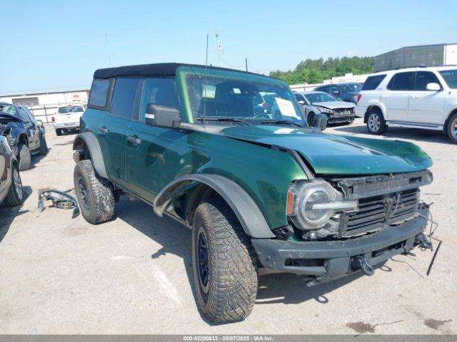  Salvage Ford Bronco