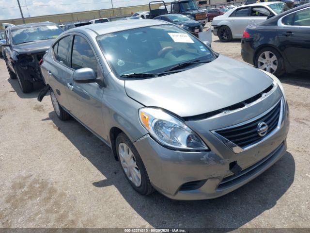  Salvage Nissan Versa