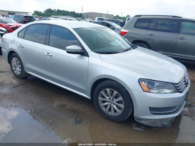  Salvage Volkswagen Passat