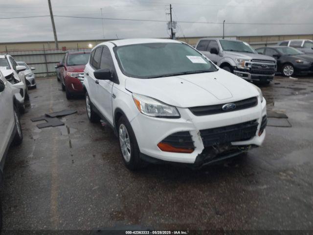  Salvage Ford Escape