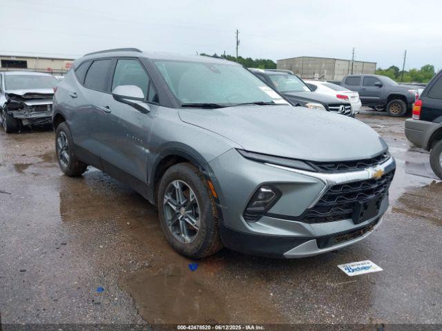  Salvage Chevrolet Blazer