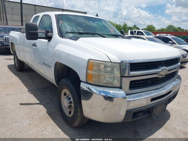  Salvage Chevrolet Silverado 2500