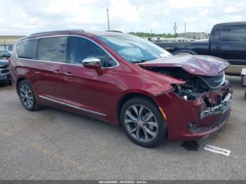  Salvage Chrysler Pacifica