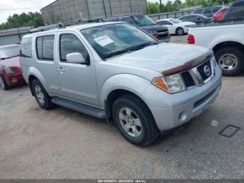  Salvage Nissan Pathfinder