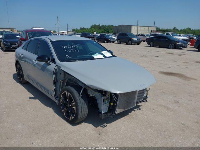  Salvage Kia K5