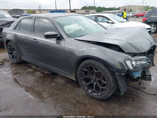  Salvage Chrysler 300