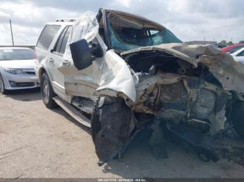  Salvage Ford Expedition