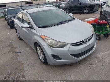  Salvage Hyundai ELANTRA
