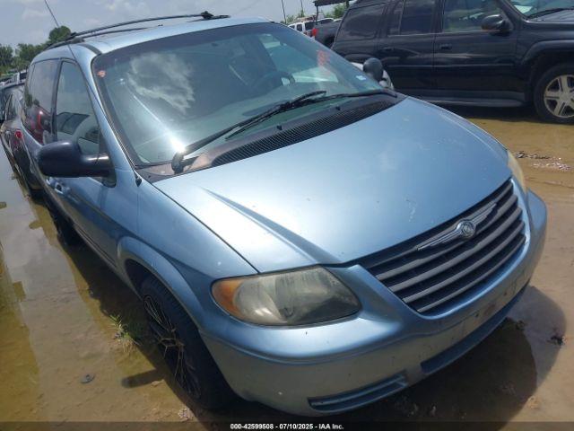 Salvage Chrysler Town & Country