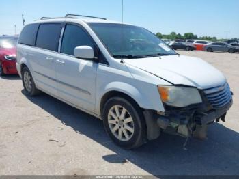  Salvage Chrysler Town & Country