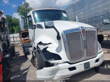  Salvage Kenworth T680