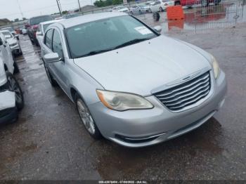  Salvage Chrysler 200