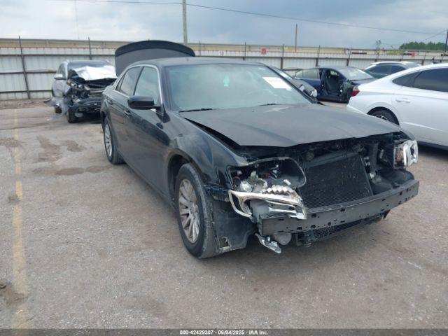  Salvage Chrysler 300