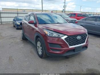  Salvage Hyundai TUCSON