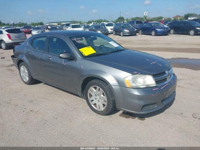  Salvage Dodge Avenger