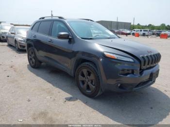  Salvage Jeep Cherokee