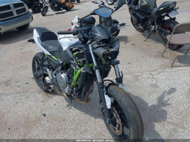  Salvage Kawasaki Er650