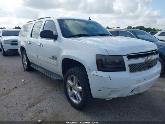 Salvage Chevrolet Suburban 1500