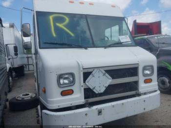  Salvage Freightliner Chassis
