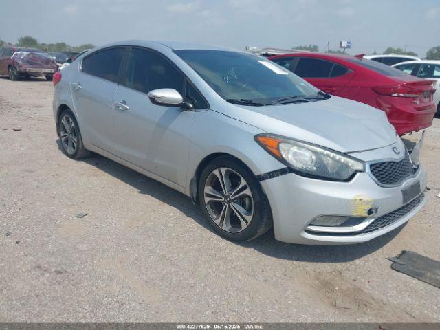  Salvage Kia Forte