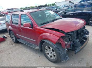  Salvage Nissan Pathfinder