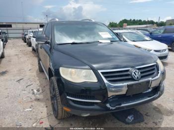  Salvage Volkswagen Touareg