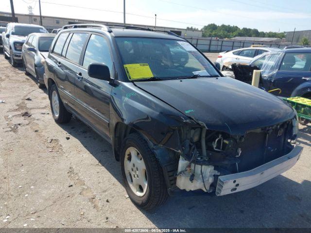  Salvage Toyota Highlander