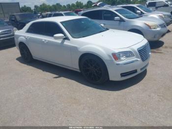  Salvage Chrysler 300