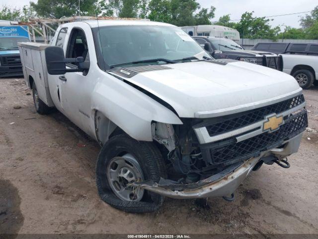  Salvage Chevrolet Silverado 2500