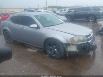  Salvage Dodge Avenger