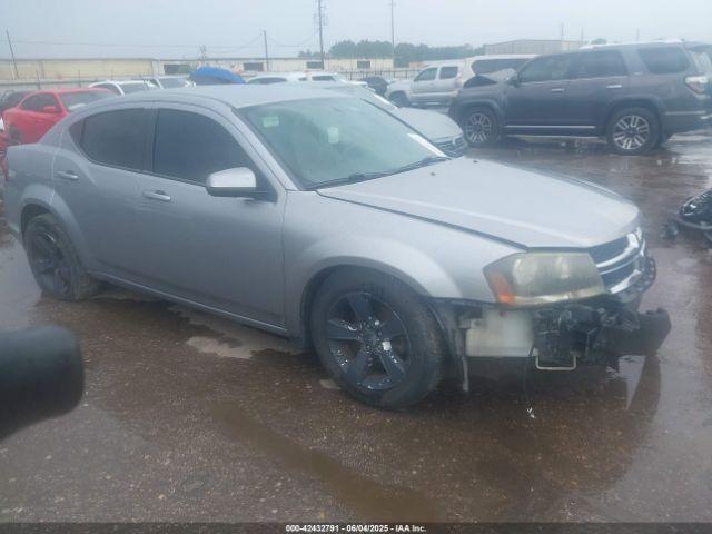  Salvage Dodge Avenger