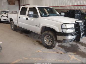  Salvage Chevrolet Silverado 2500