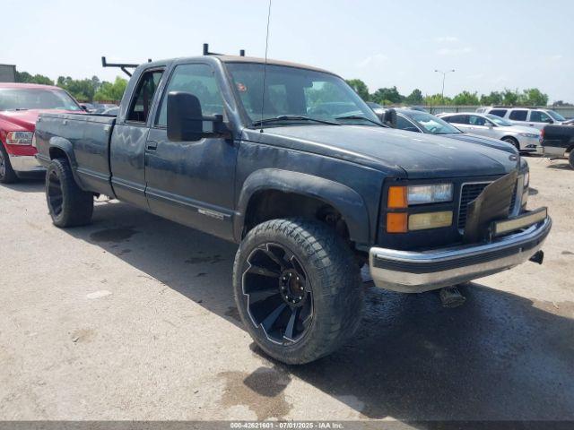  Salvage GMC Sierra 2500