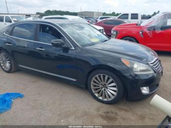  Salvage Hyundai Equus