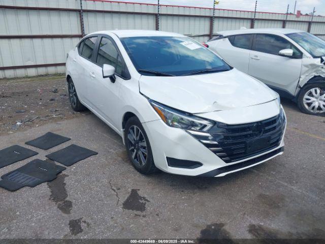  Salvage Nissan Versa
