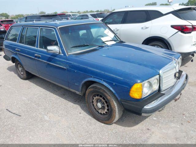  Salvage Mercedes-Benz 300