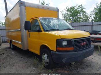  Salvage General Motors Savana Cutaway