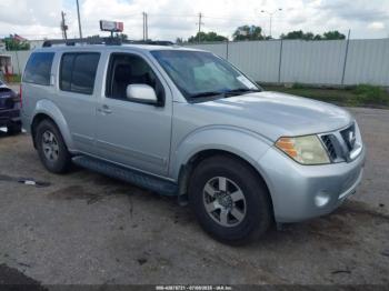  Salvage Nissan Pathfinder
