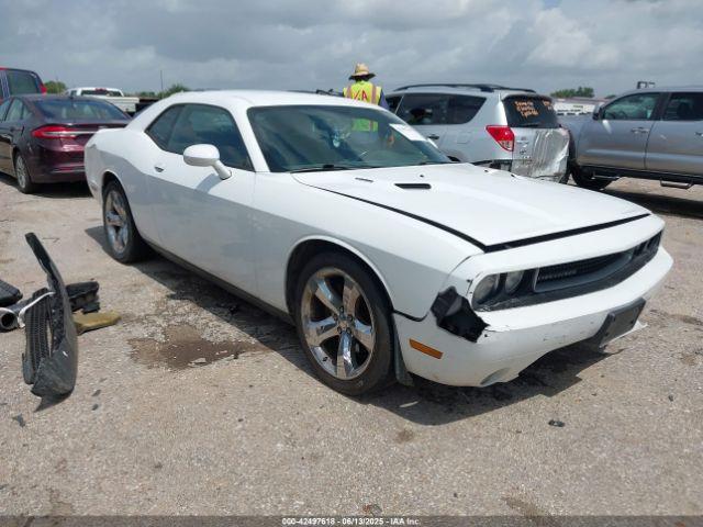  Salvage Dodge Challenger