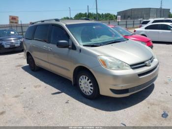  Salvage Toyota Sienna
