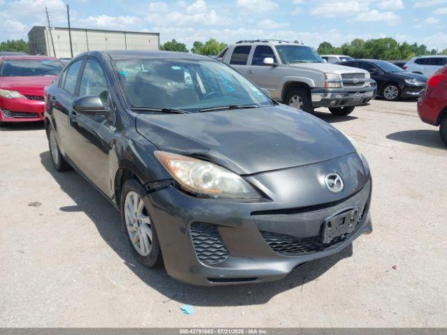  Salvage Mazda Mazda3