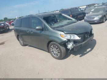  Salvage Toyota Sienna